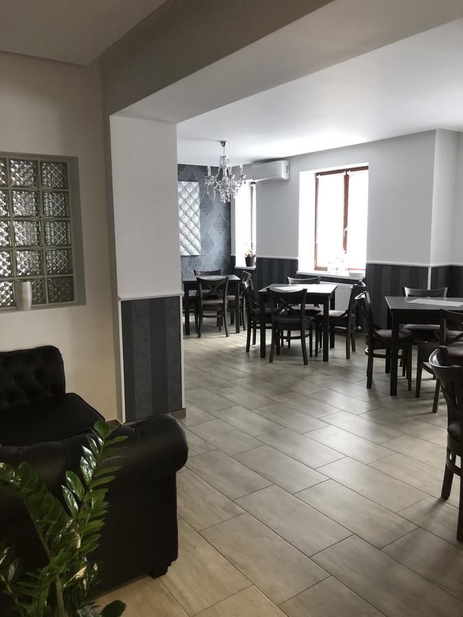 فندق Tardosi Vendeghaz ميسكولك المظهر الخارجي الصورة